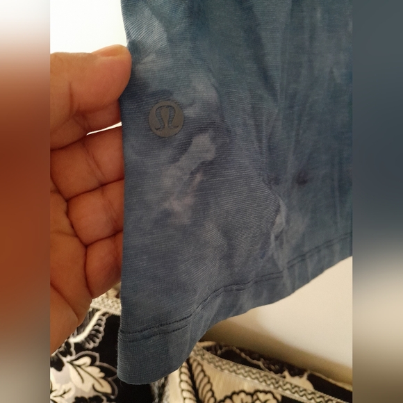 Lululemon Always Agile Short SleeveDiamond Dye True Navy Chambray size M - Picture 8 of 12